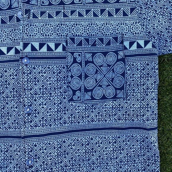 Men's Tribal Pattern Button Up Shirt - Picture 3 of 4